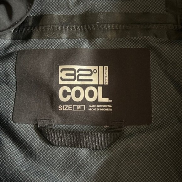 32 Degrees Men's Black Raincoat - Picture 3 of 3